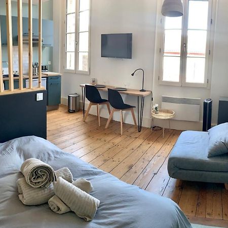 Le Dumon 4 - Studio Neuf Lumineux Calme - Wifi - Gare 200M Ажан Екстериор снимка